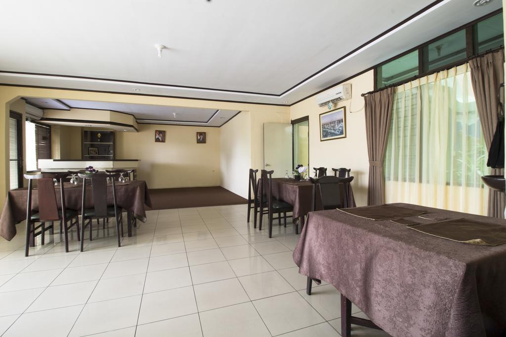 Reddoorz @ Klender Hotel Jakarta Exterior photo